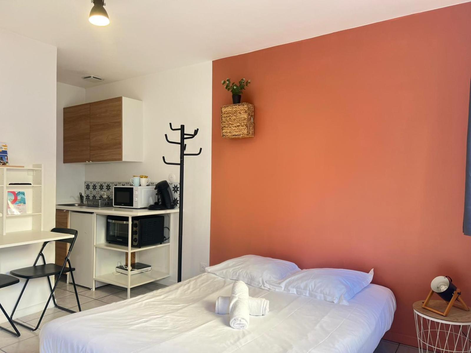 Apartmán Le Vinci Calais Exteriér fotografie